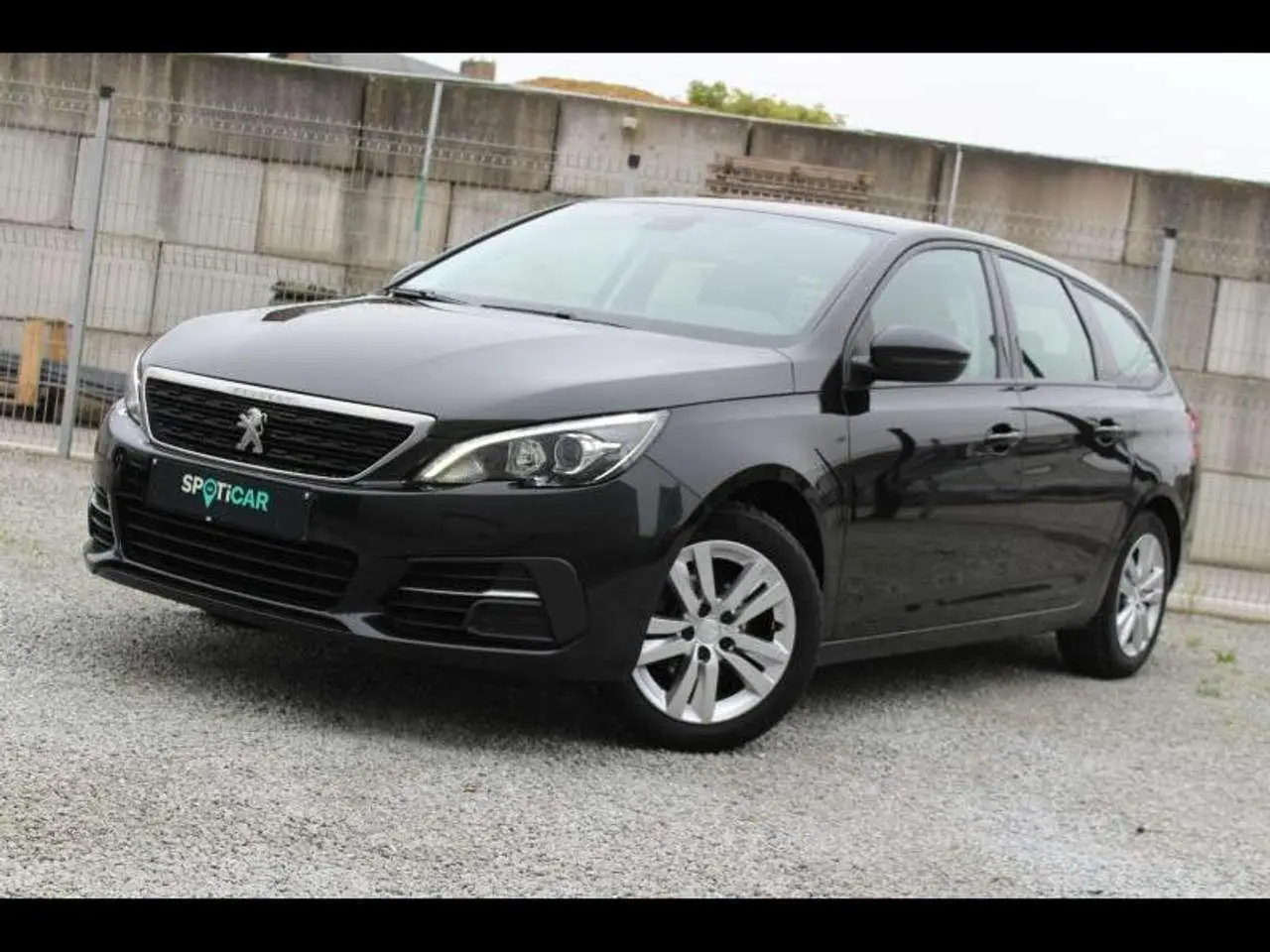 Photo 1 : Peugeot 308 2020 Petrol