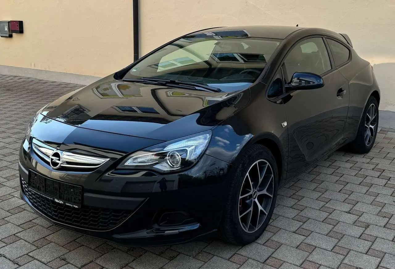 Photo 1 : Opel Astra 2015 Essence