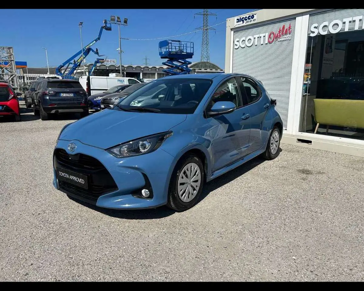 Photo 1 : Toyota Yaris 2021 Petrol