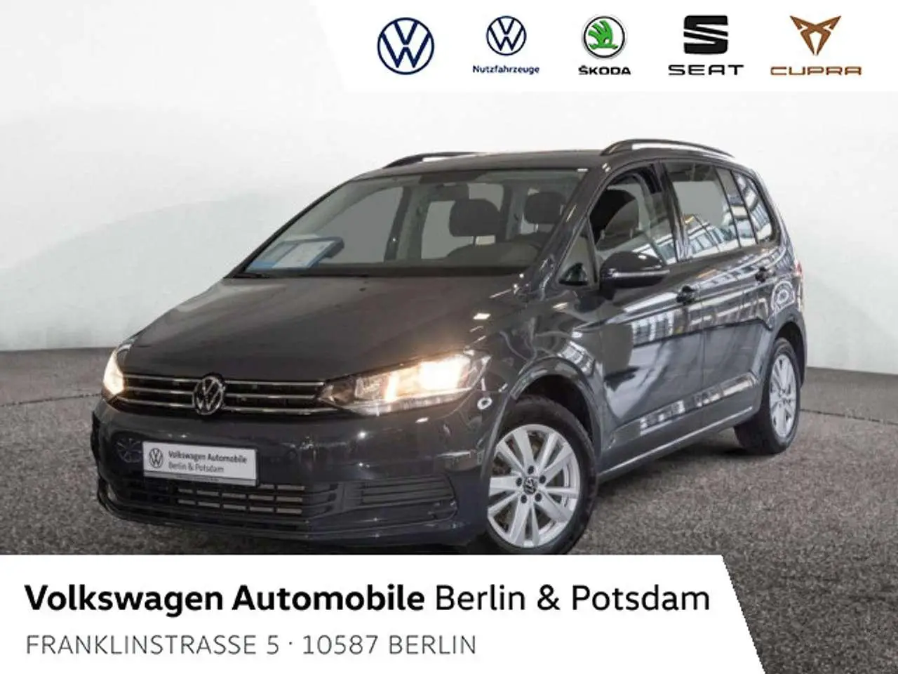 Photo 1 : Volkswagen Touran 2021 Essence