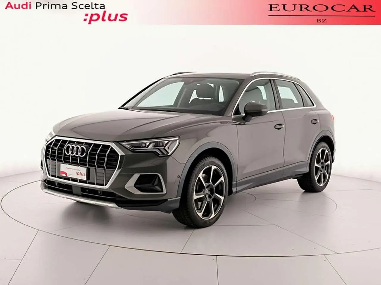 Photo 1 : Audi Q3 2019 Petrol