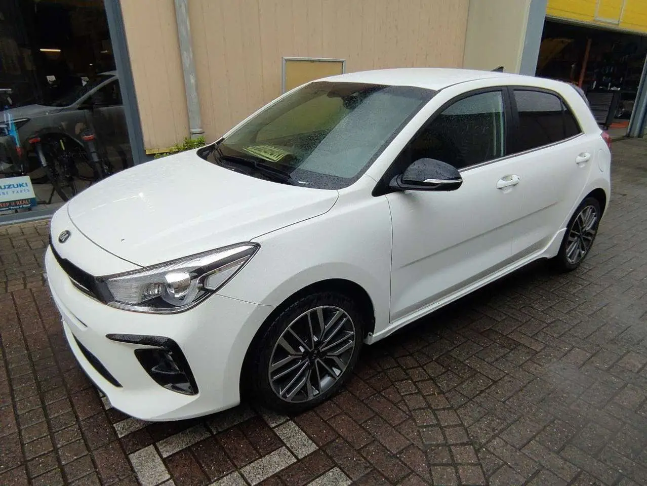 Photo 1 : Kia Rio 2020 Petrol