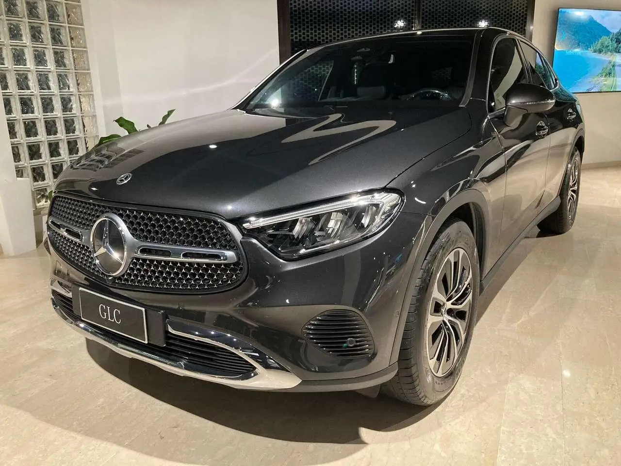 Photo 1 : Mercedes-benz Classe Glc 2023 Hybride