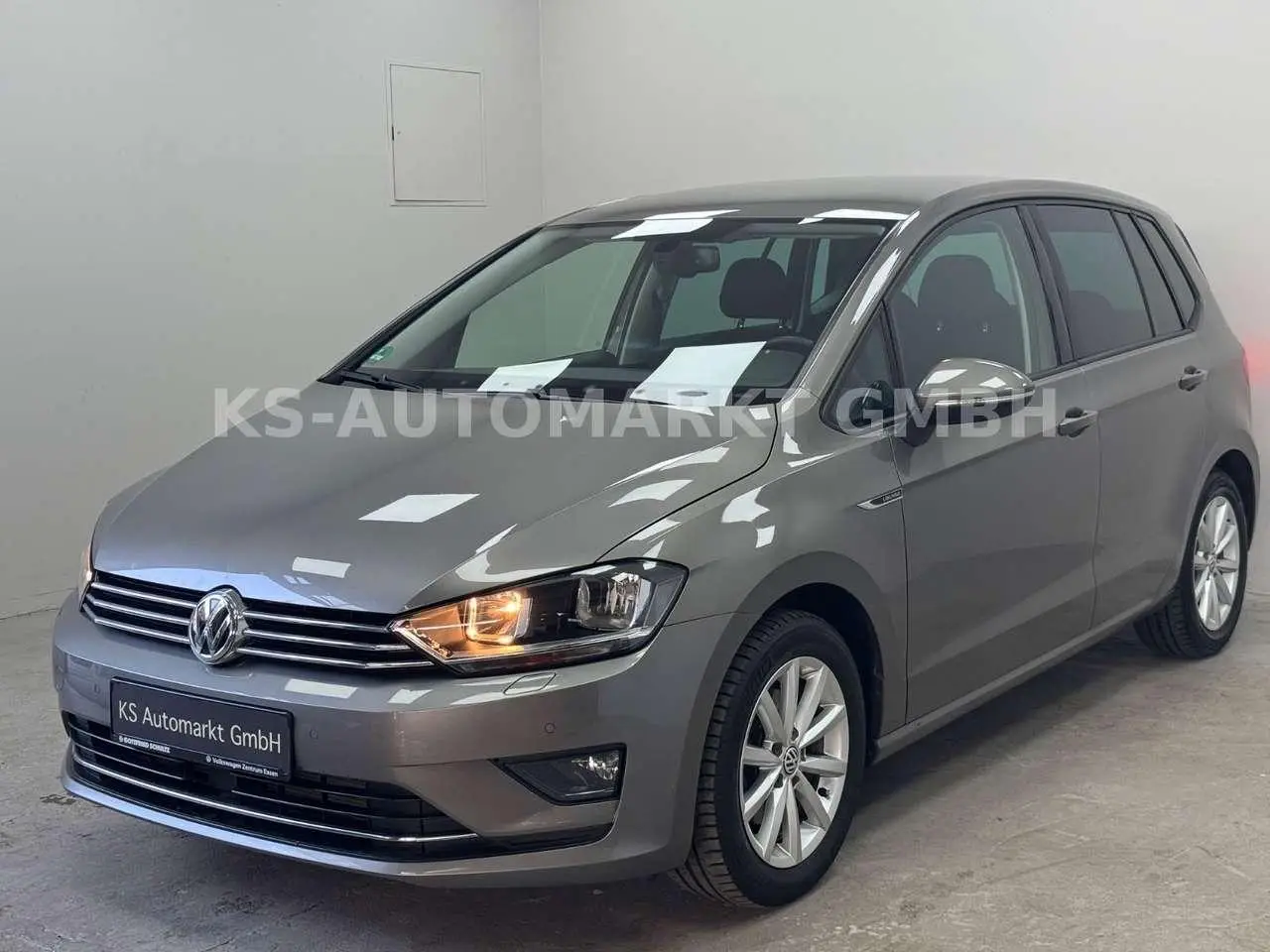 Photo 1 : Volkswagen Golf 2015 Essence