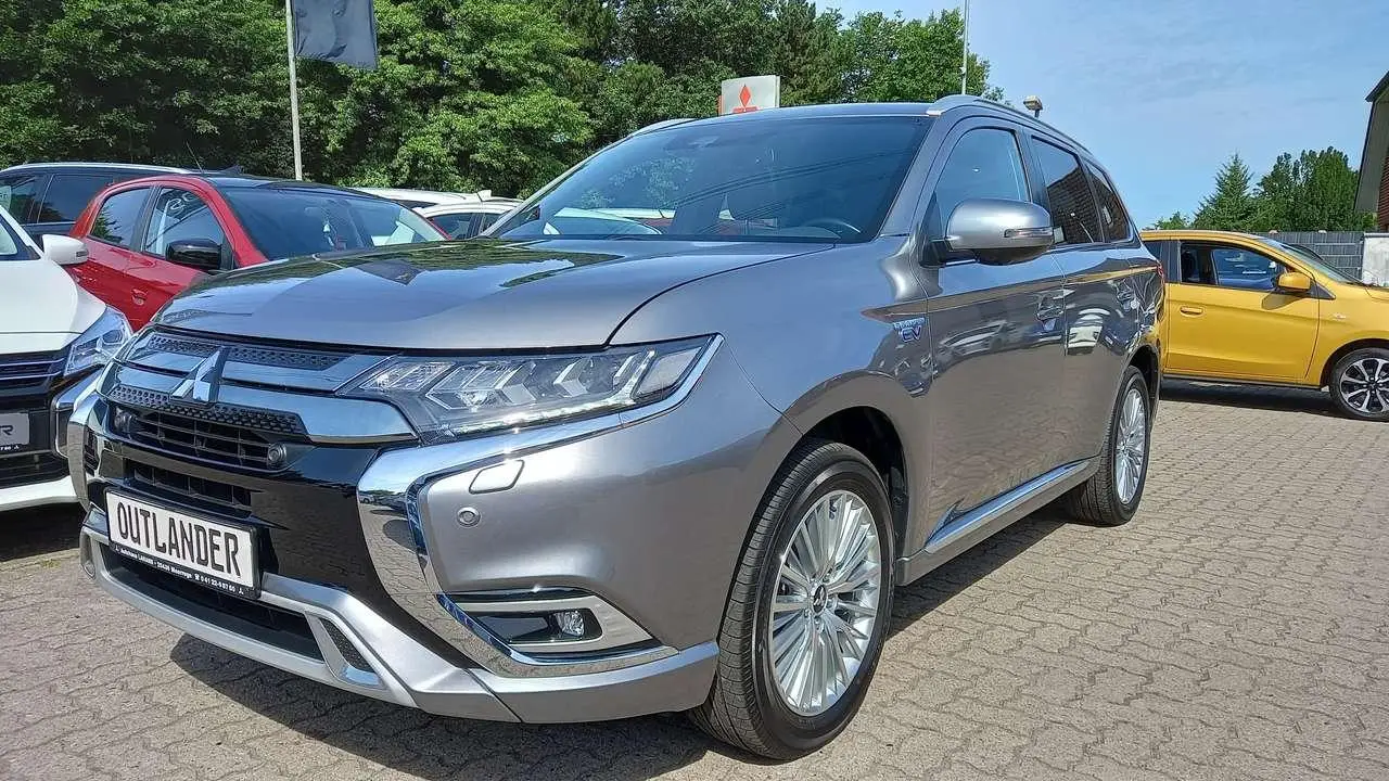 Photo 1 : Mitsubishi Outlander 2019 Hybride