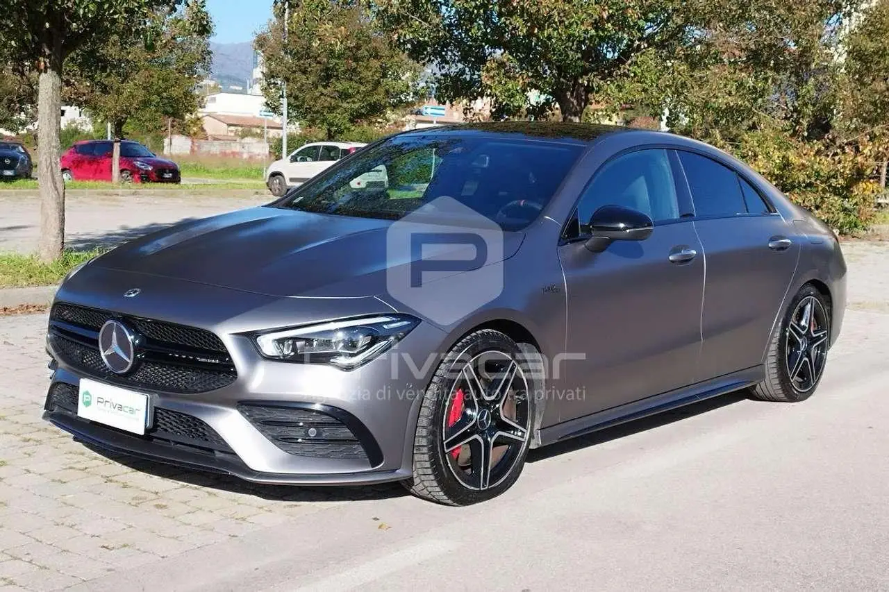 Photo 1 : Mercedes-benz Classe Cla 2022 Essence