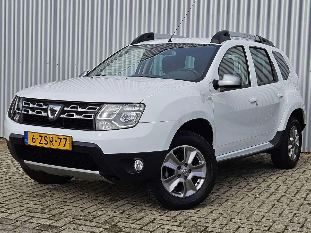 Photo 1 : Dacia Duster 2015 Essence