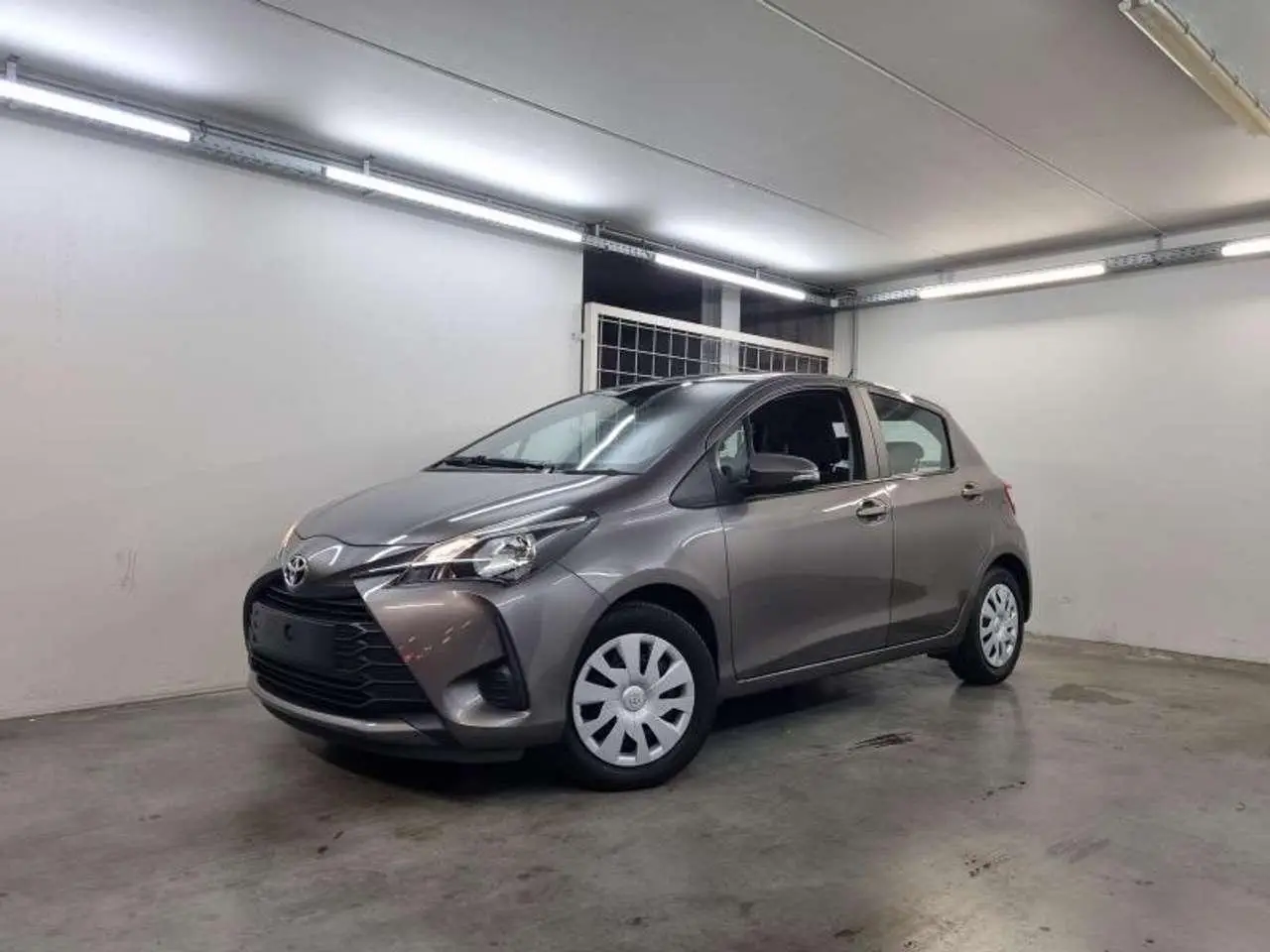 Photo 1 : Toyota Yaris 2019 Hybride