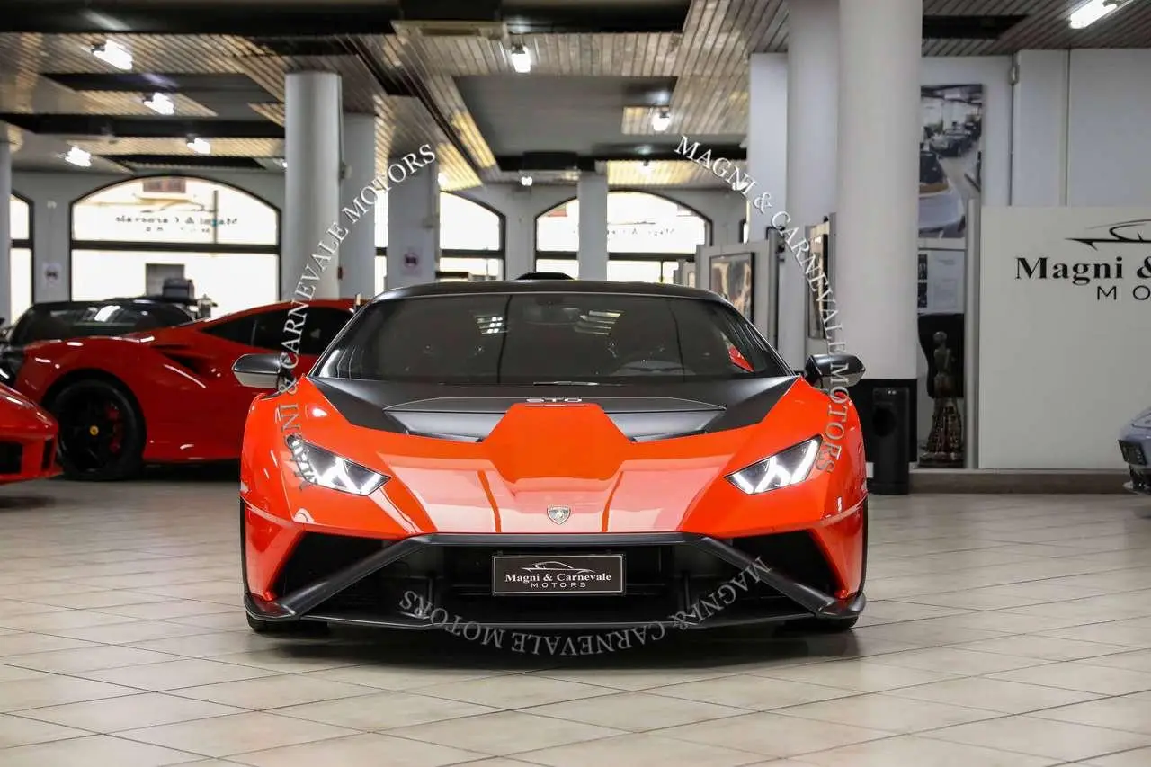 Photo 1 : Lamborghini Huracan 2023 Petrol