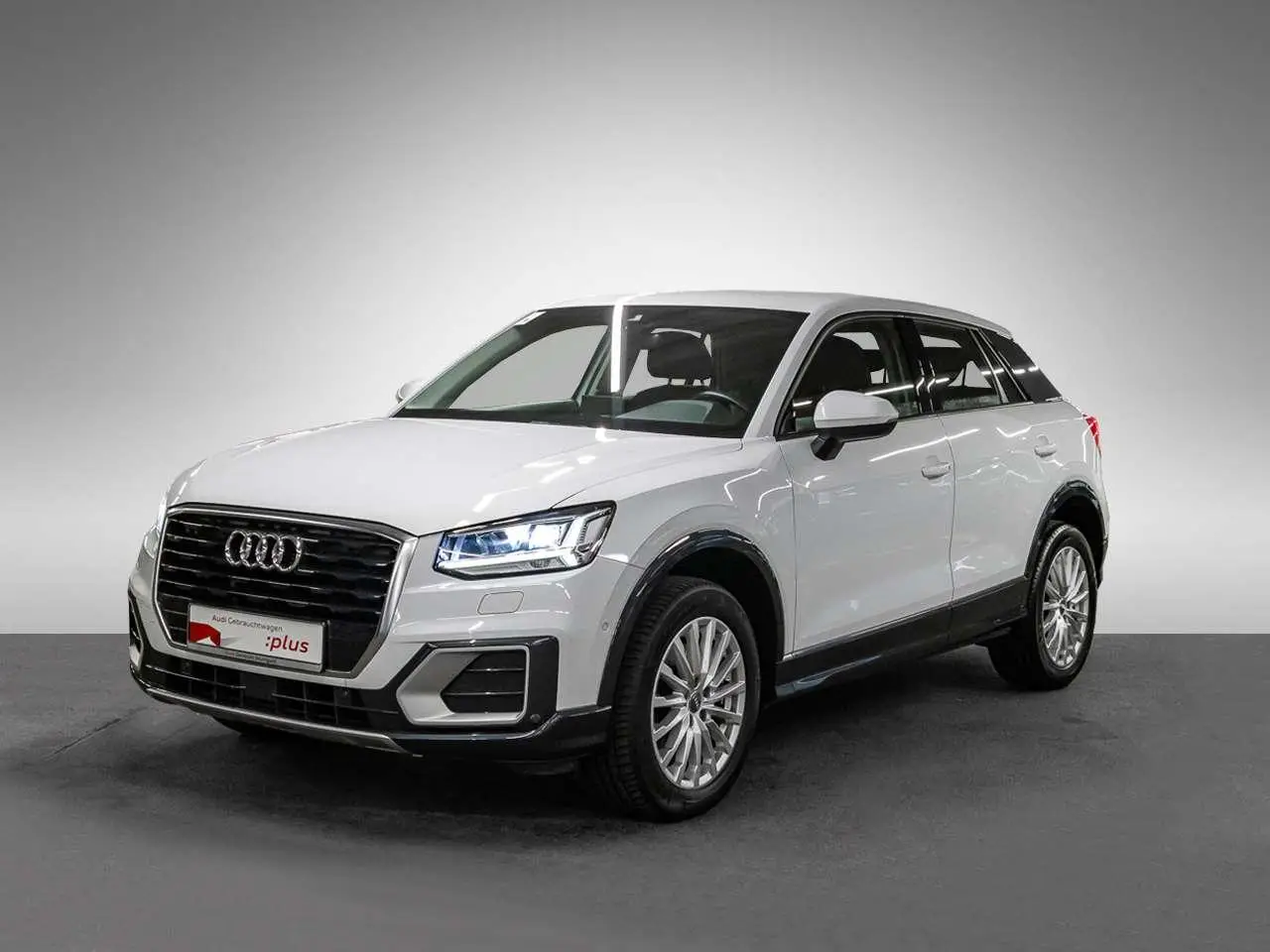 Photo 1 : Audi Q2 2017 Petrol