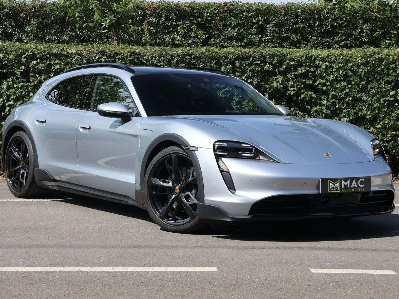 Photo 1 : Porsche Taycan 2024 Électrique