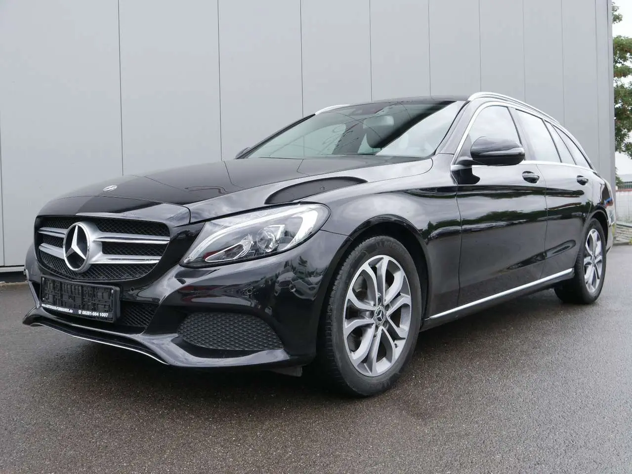 Photo 1 : Mercedes-benz Classe C 2017 Petrol