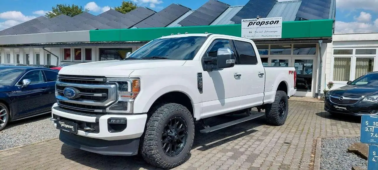 Photo 1 : Ford F350 2021 Petrol