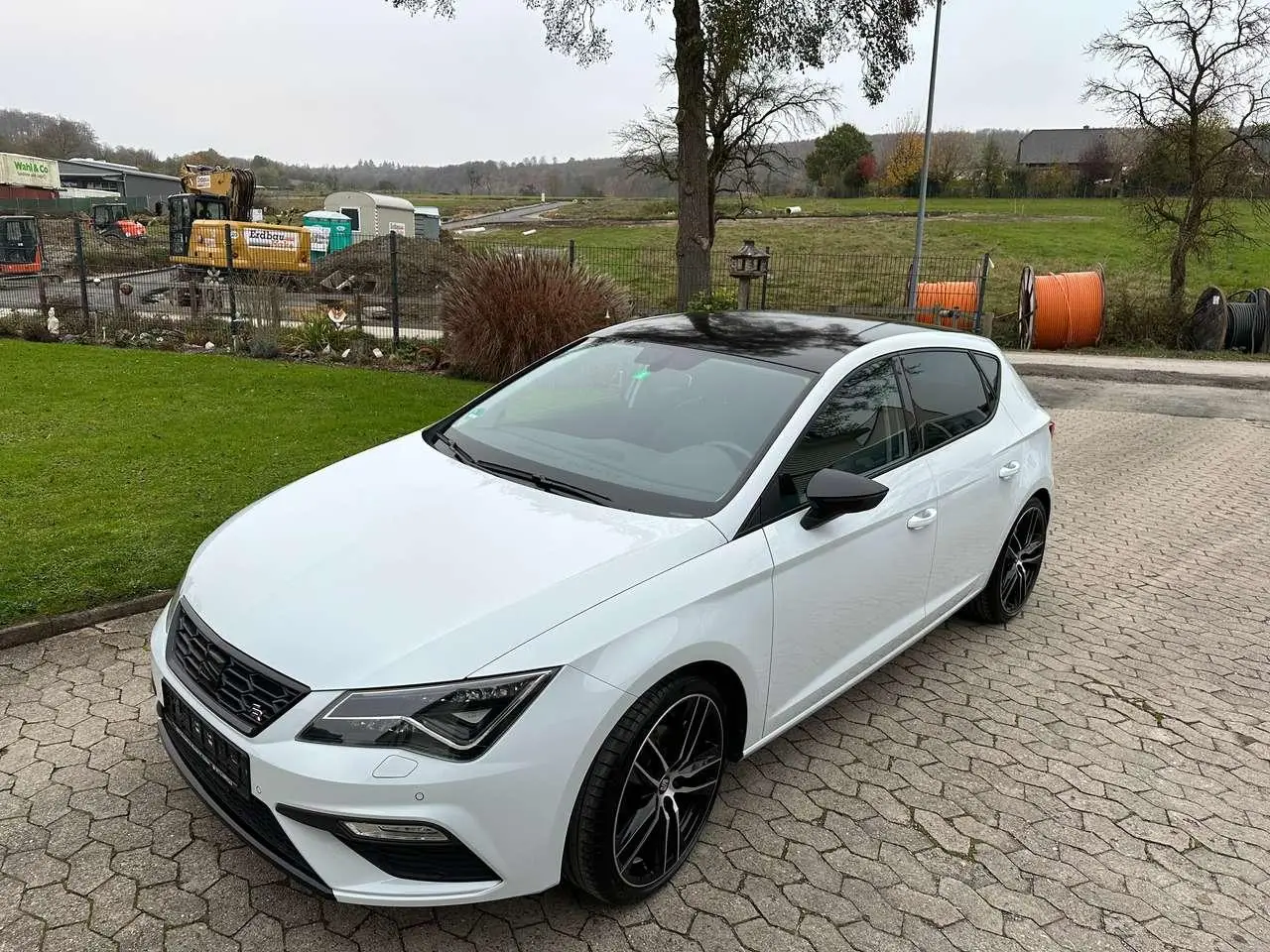 Photo 1 : Seat Leon 2019 Petrol