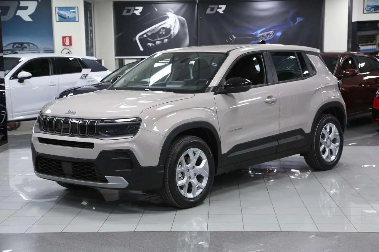 Photo 1 : Jeep Avenger 2024 Essence