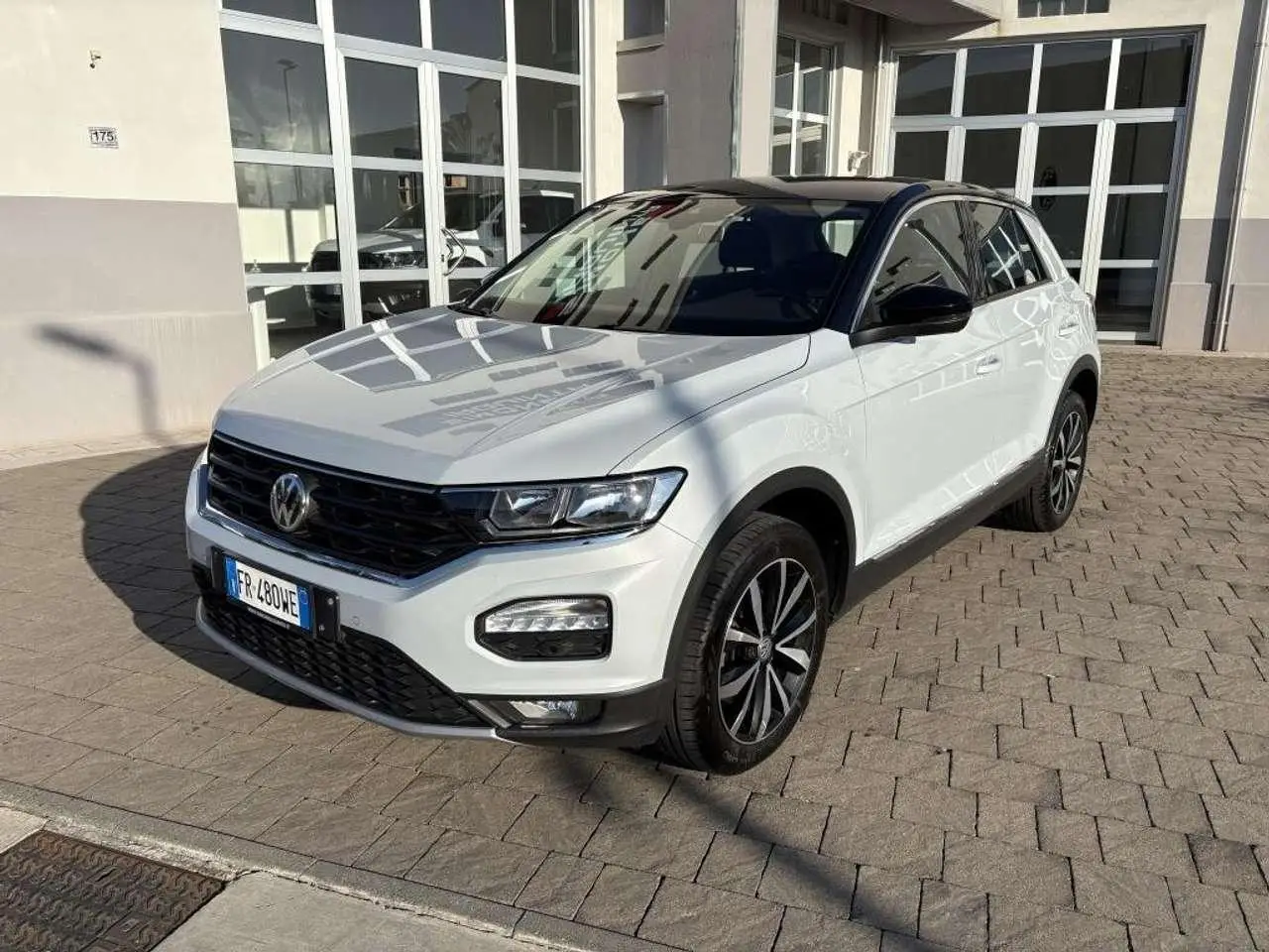 Photo 1 : Volkswagen T-roc 2018 Essence