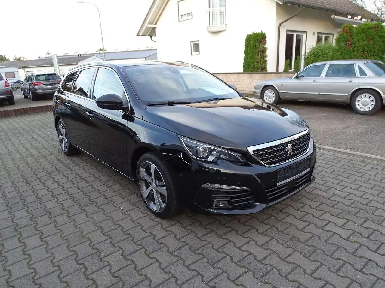 Photo 1 : Peugeot 308 2017 Diesel