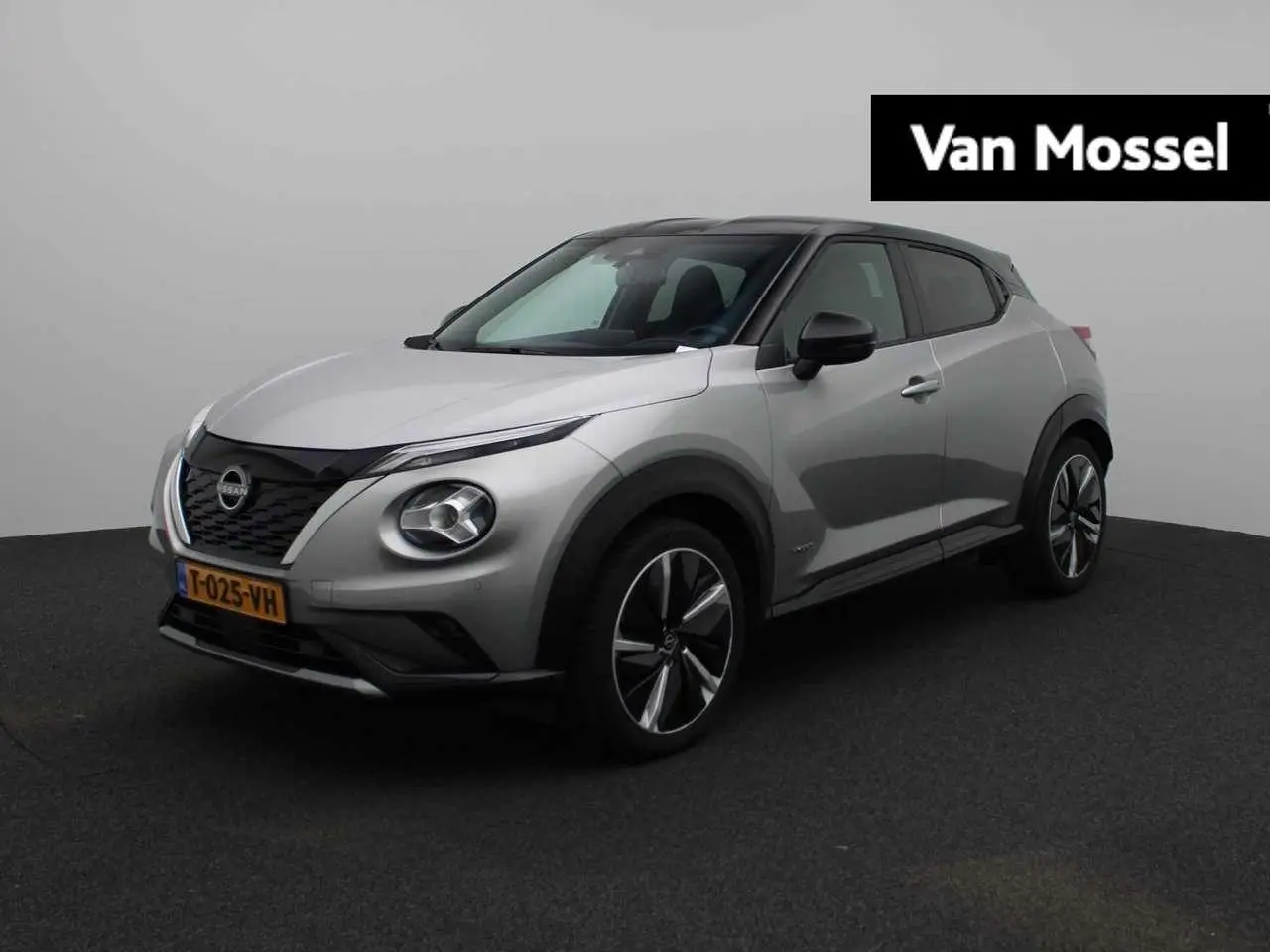 Photo 1 : Nissan Juke 2023 Hybrid