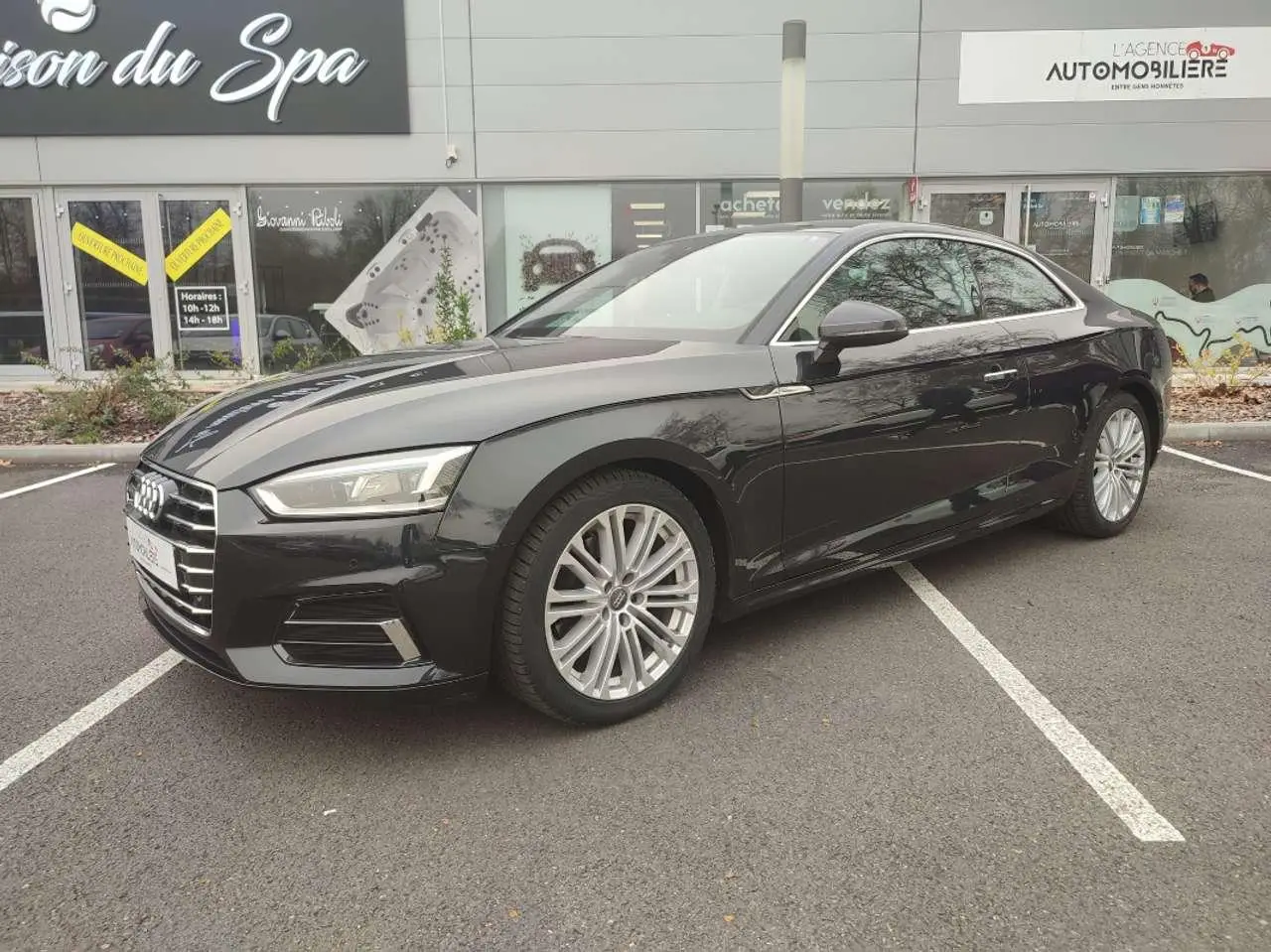 Photo 1 : Audi A5 2017 Petrol