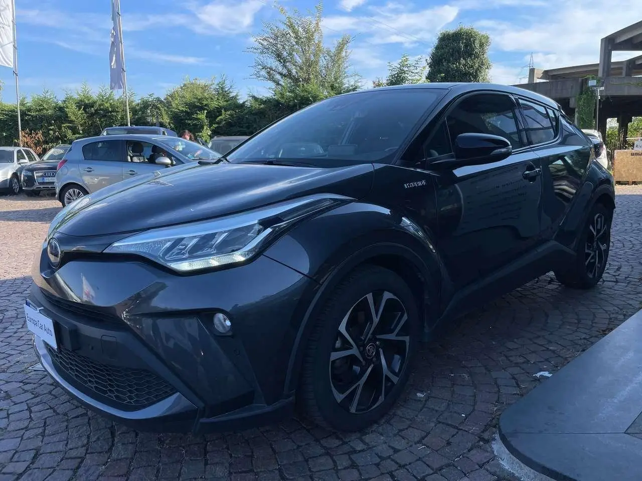 Photo 1 : Toyota C-hr 2019 Hybrid