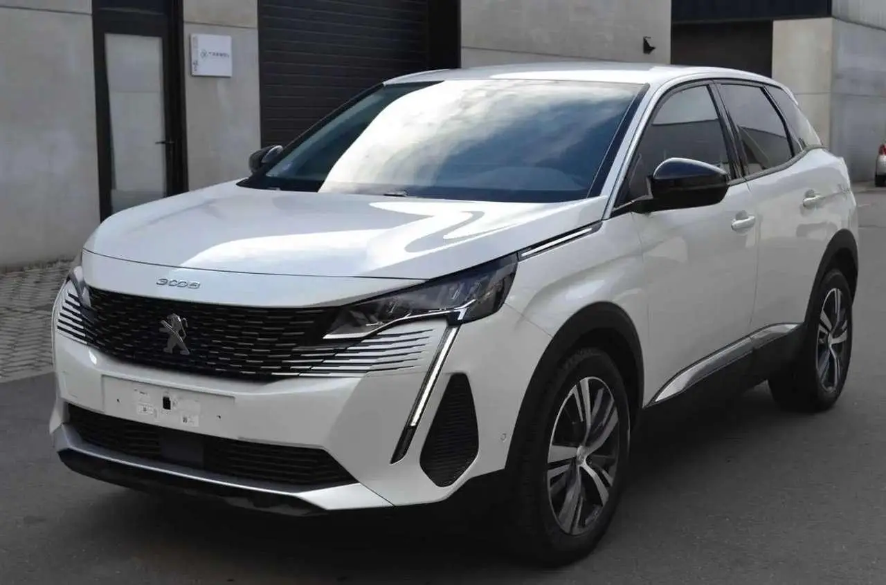 Photo 1 : Peugeot 3008 2022 Petrol