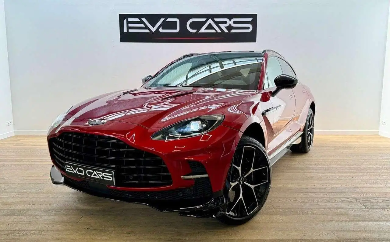 Photo 1 : Aston Martin Dbx 2024 Petrol