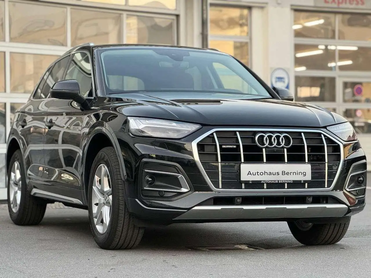 Photo 1 : Audi Q5 2023 Diesel