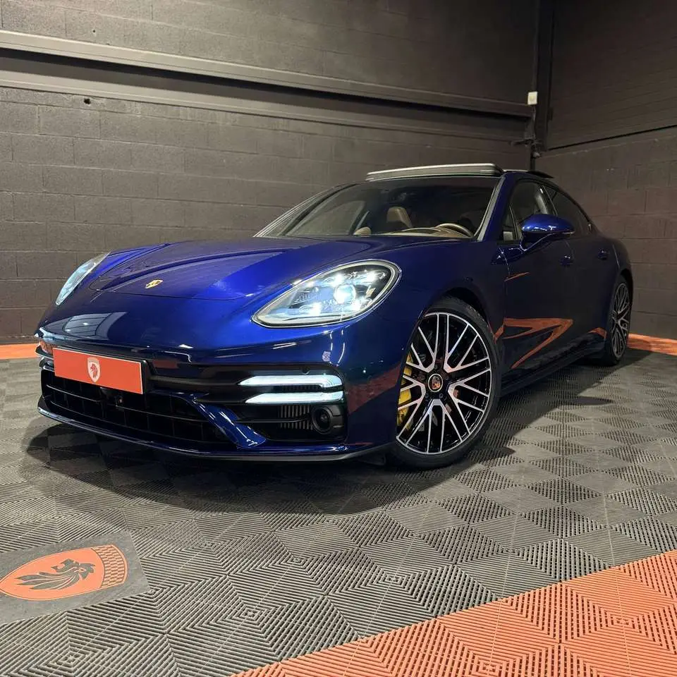 Photo 1 : Porsche Panamera 2020 Essence