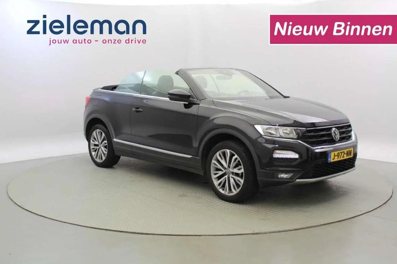 Photo 1 : Volkswagen T-roc 2020 Essence