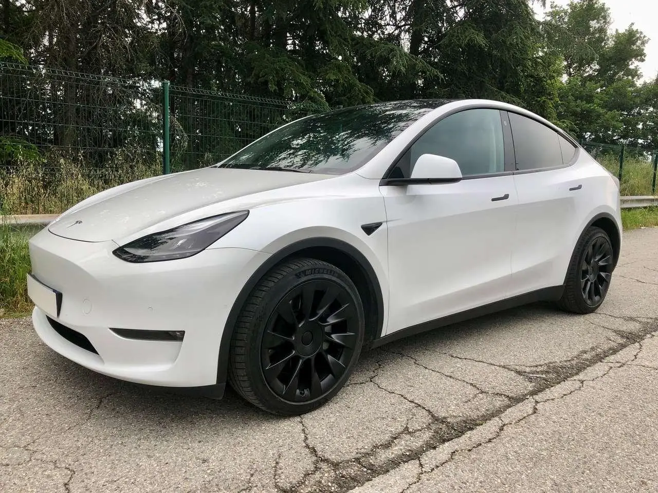 Photo 1 : Tesla Model Y 2022 Electric