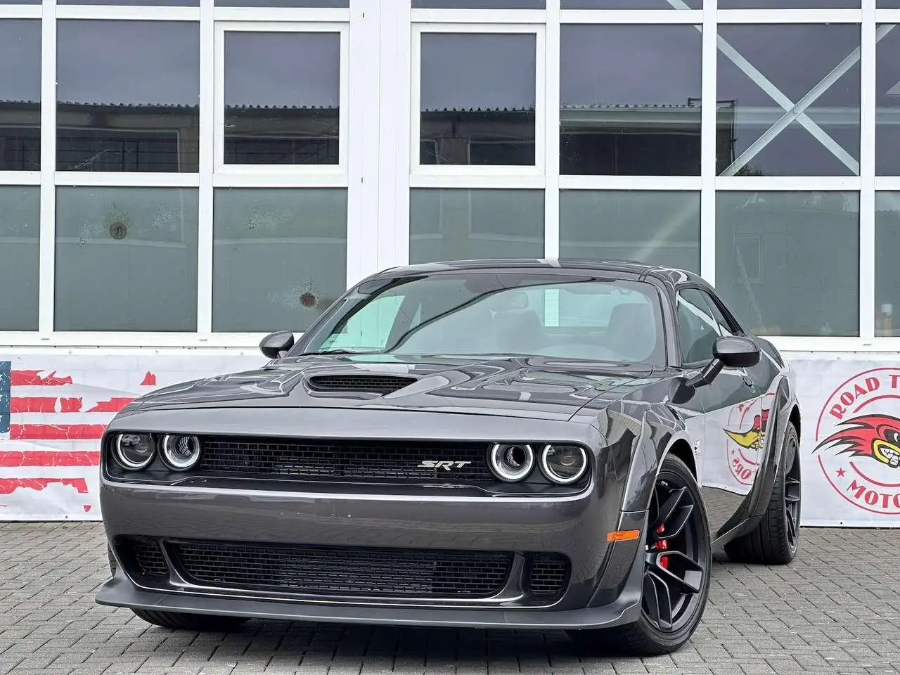 Photo 1 : Dodge Challenger 2022 Essence