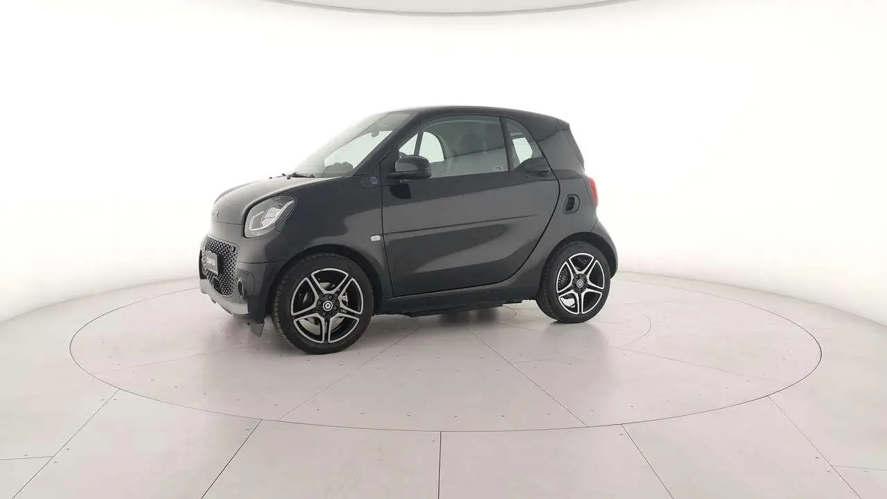 Photo 1 : Smart Fortwo 2021 Électrique