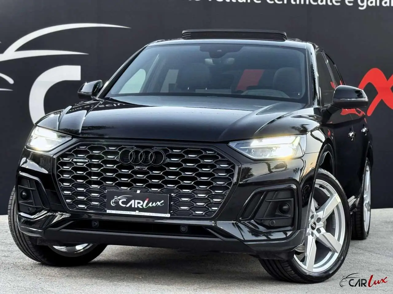 Photo 1 : Audi Q5 2023 Hybrid