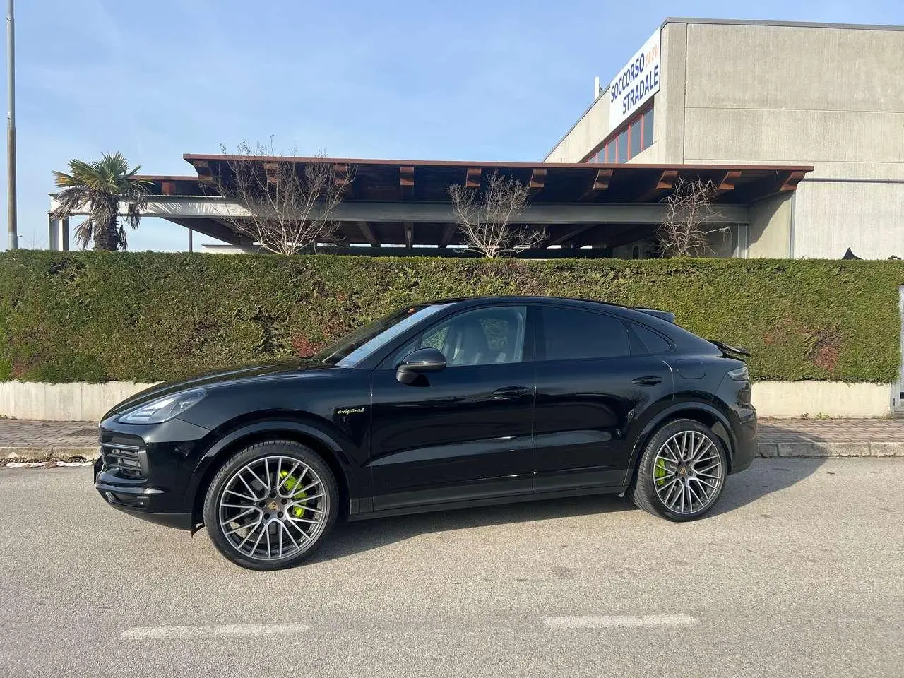 Photo 1 : Porsche Cayenne 2022 Hybride