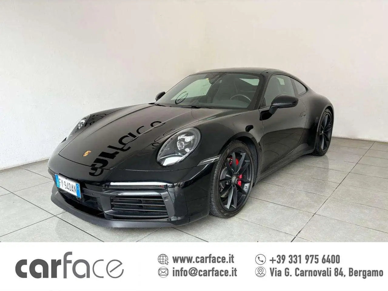 Photo 1 : Porsche 992 2019 Essence