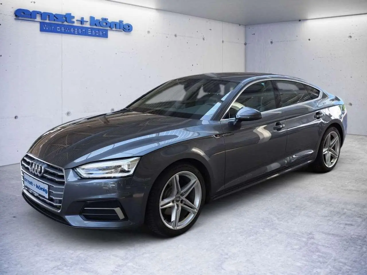 Photo 1 : Audi A5 2019 Petrol