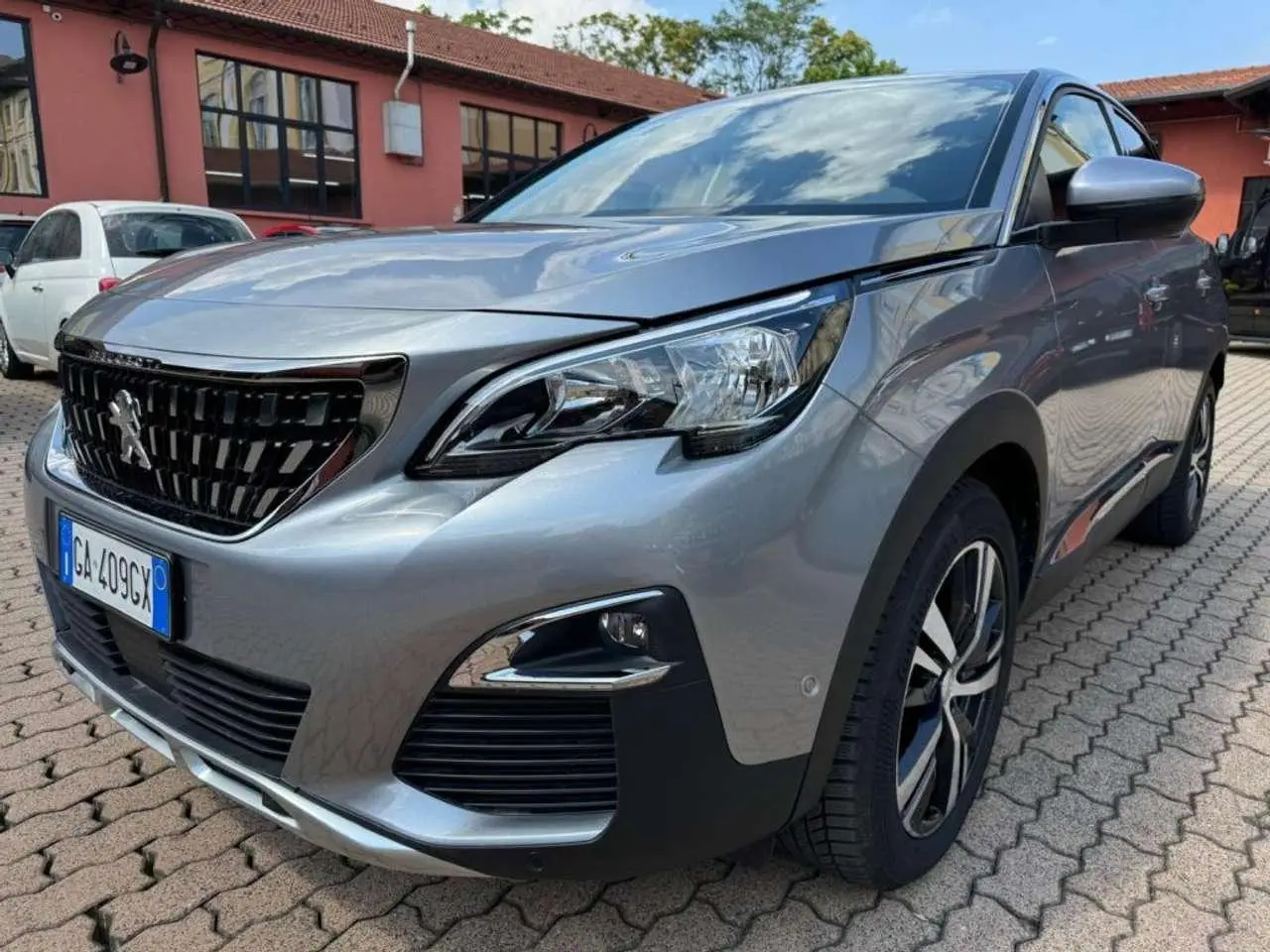 Photo 1 : Peugeot 3008 2020 Essence