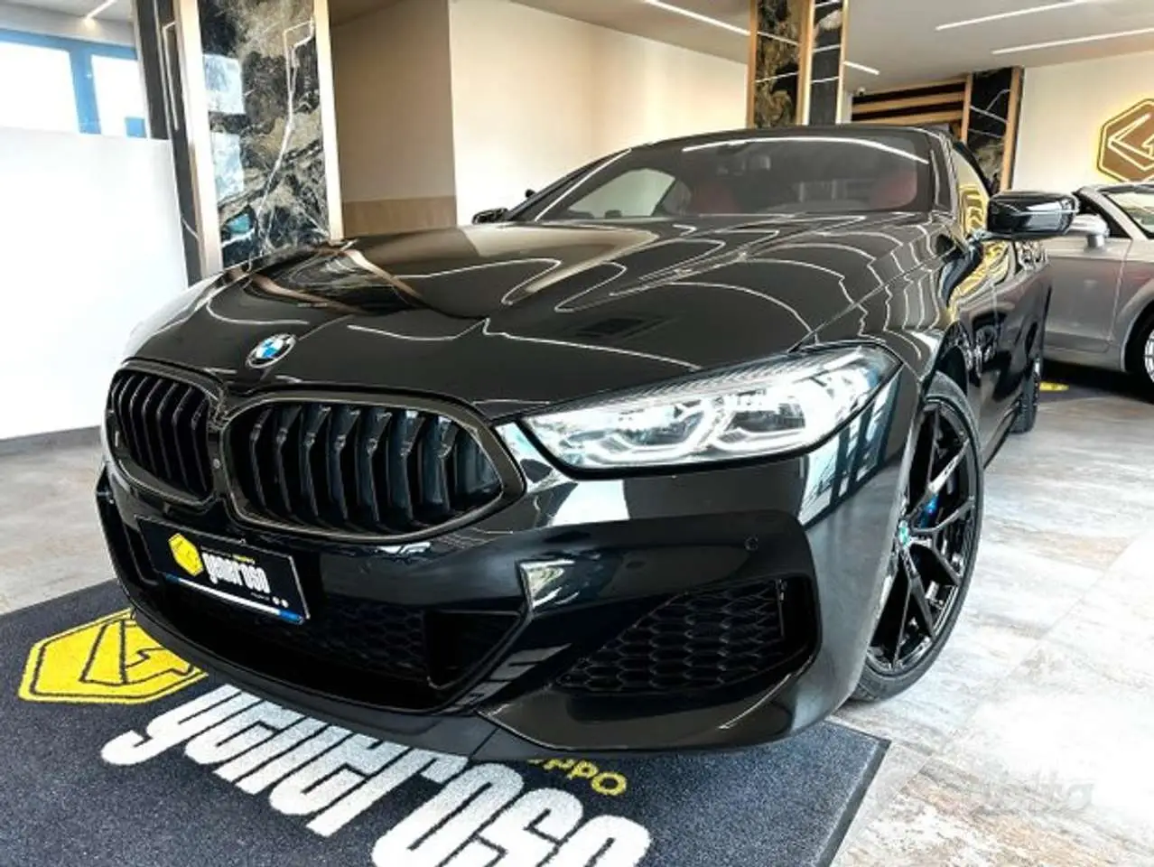 Photo 1 : Bmw Serie 8 2019 Petrol