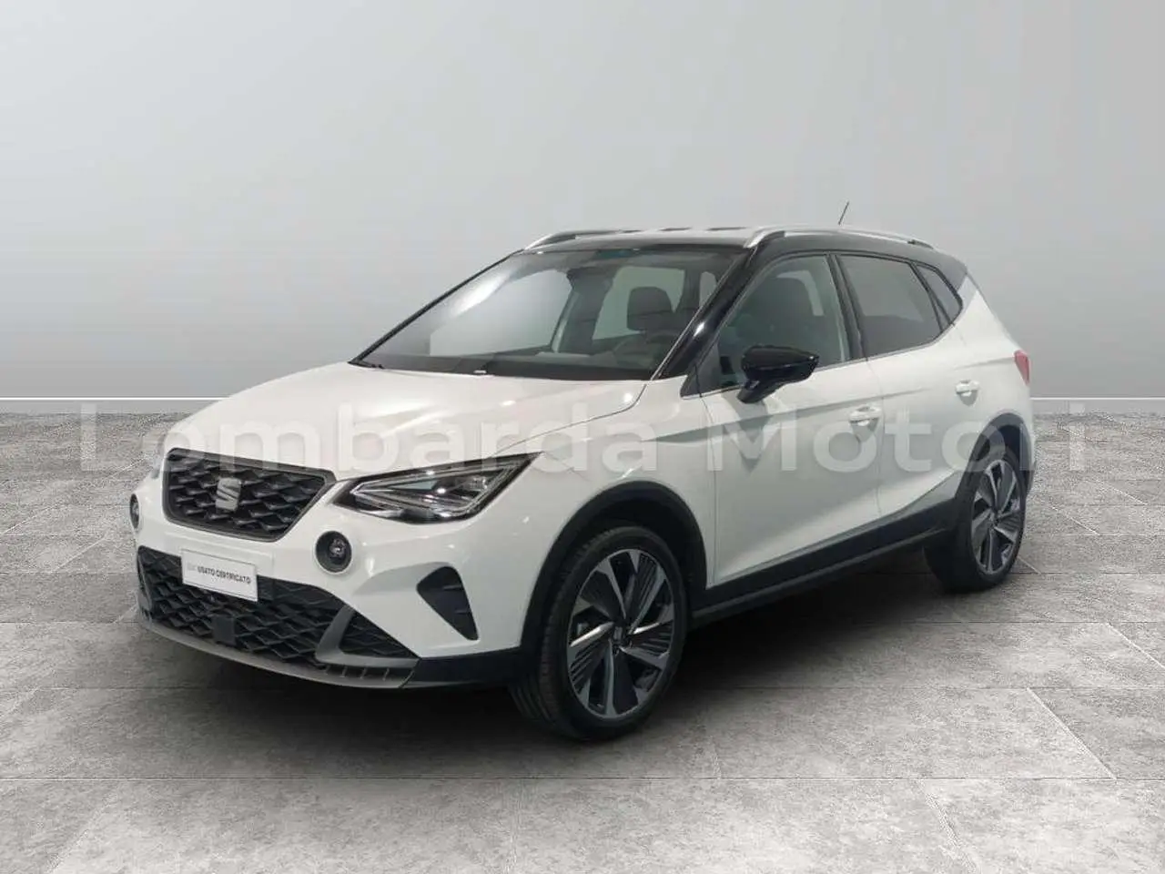 Photo 1 : Seat Arona 2024 Petrol