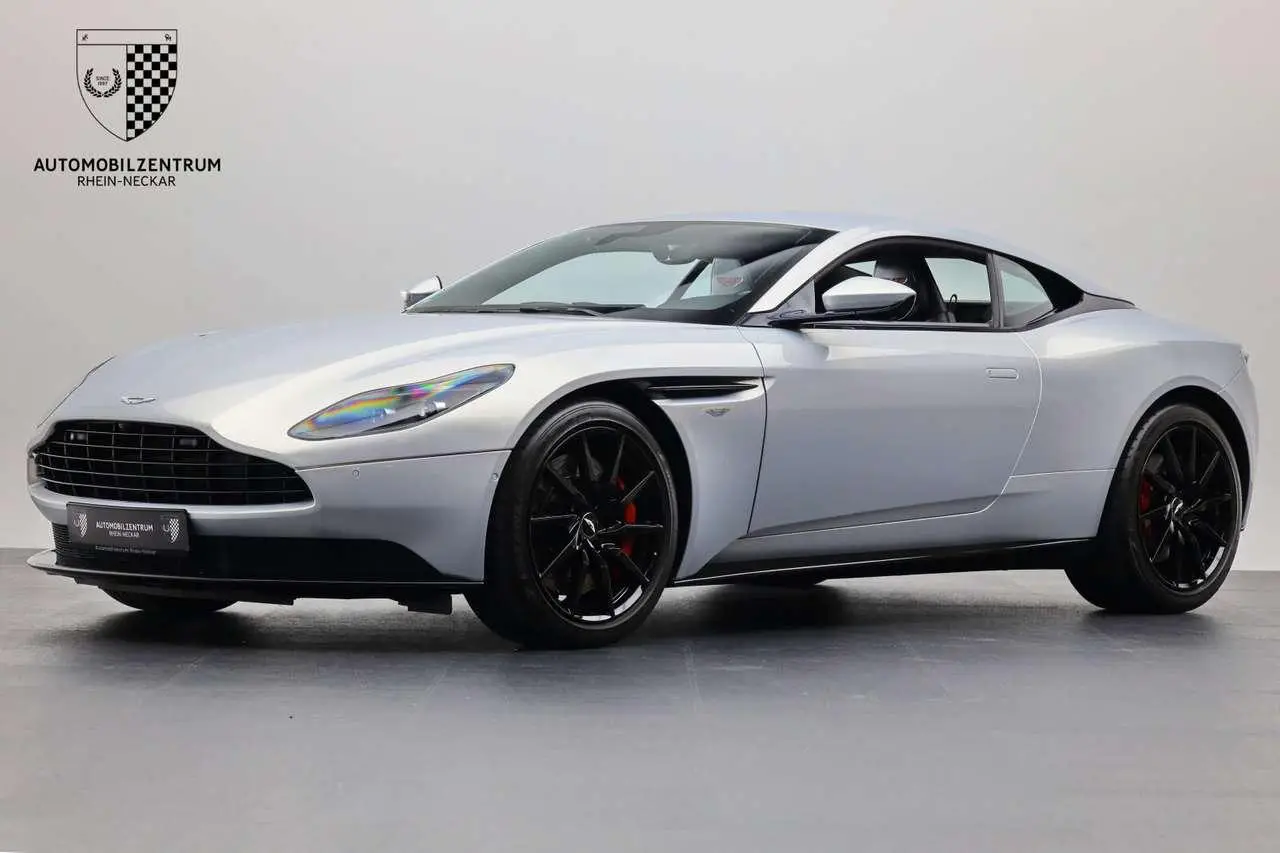 Photo 1 : Aston Martin Db11 2019 Petrol