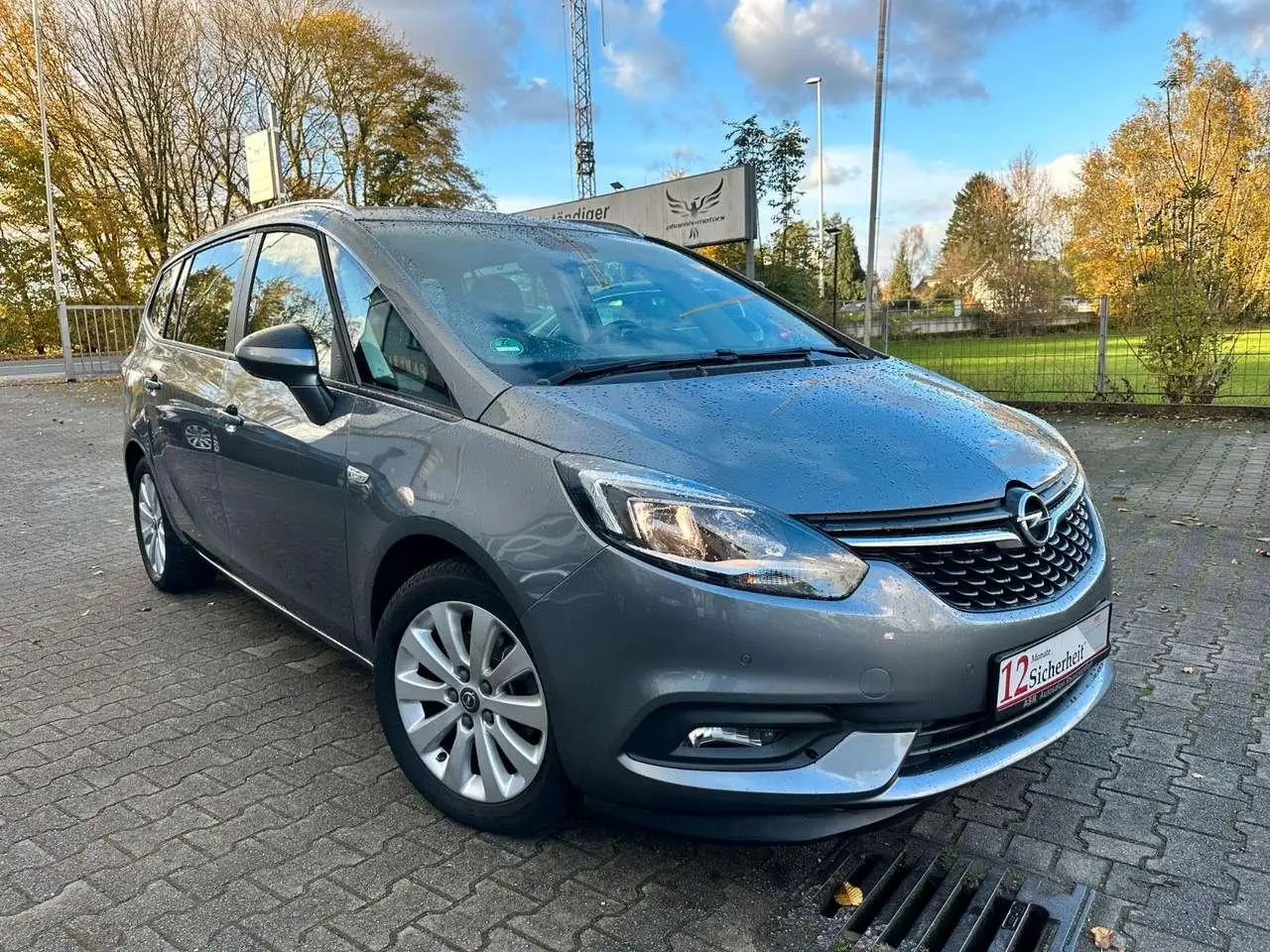 Photo 1 : Opel Zafira 2018 Petrol