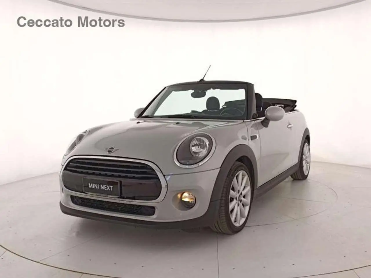 Photo 1 : Mini Cooper 2019 Diesel