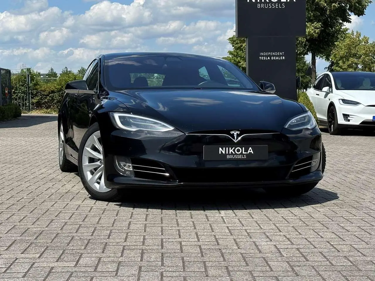 Photo 1 : Tesla Model S 2020 Électrique