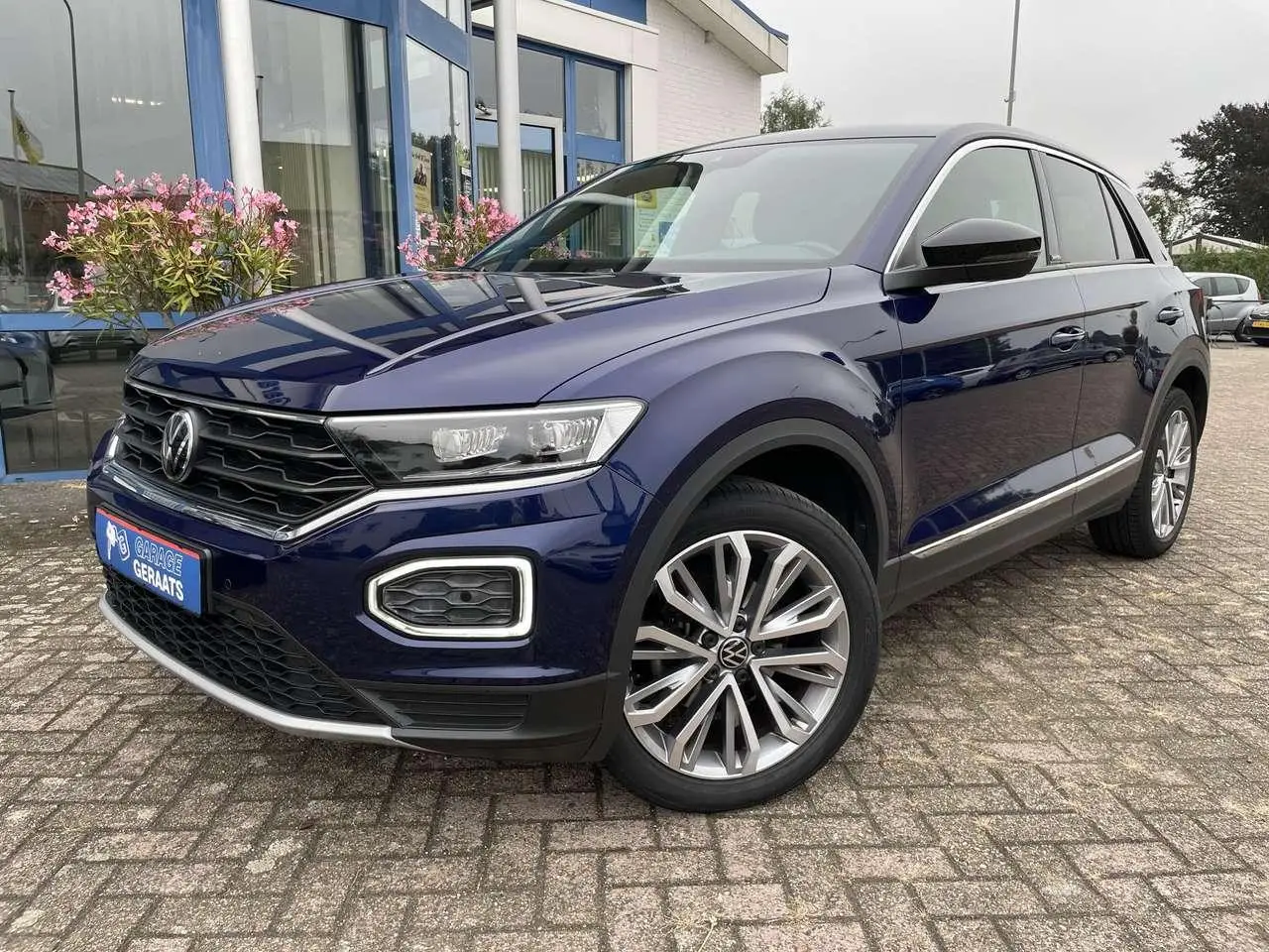 Photo 1 : Volkswagen T-roc 2021 Essence