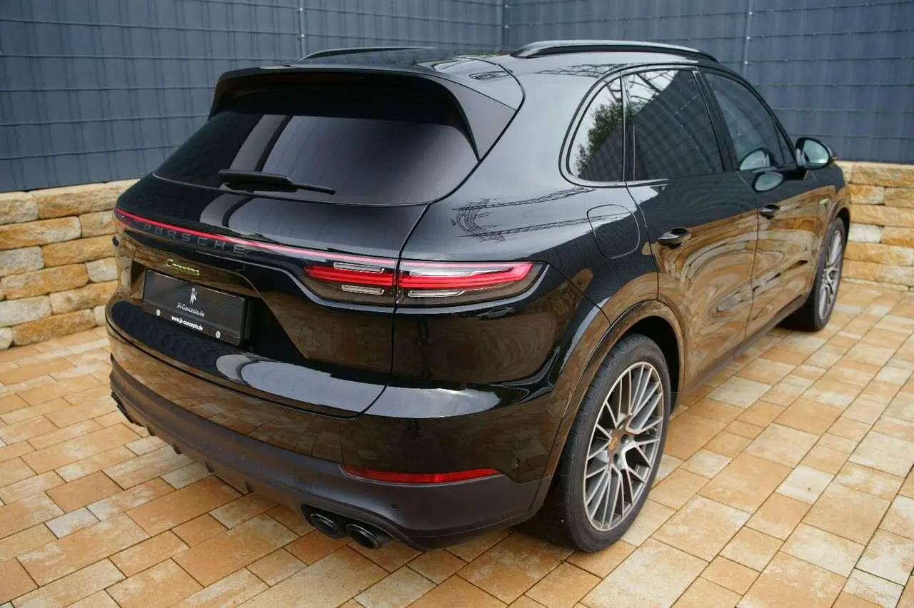 Photo 1 : Porsche Cayenne 2023 Hybride