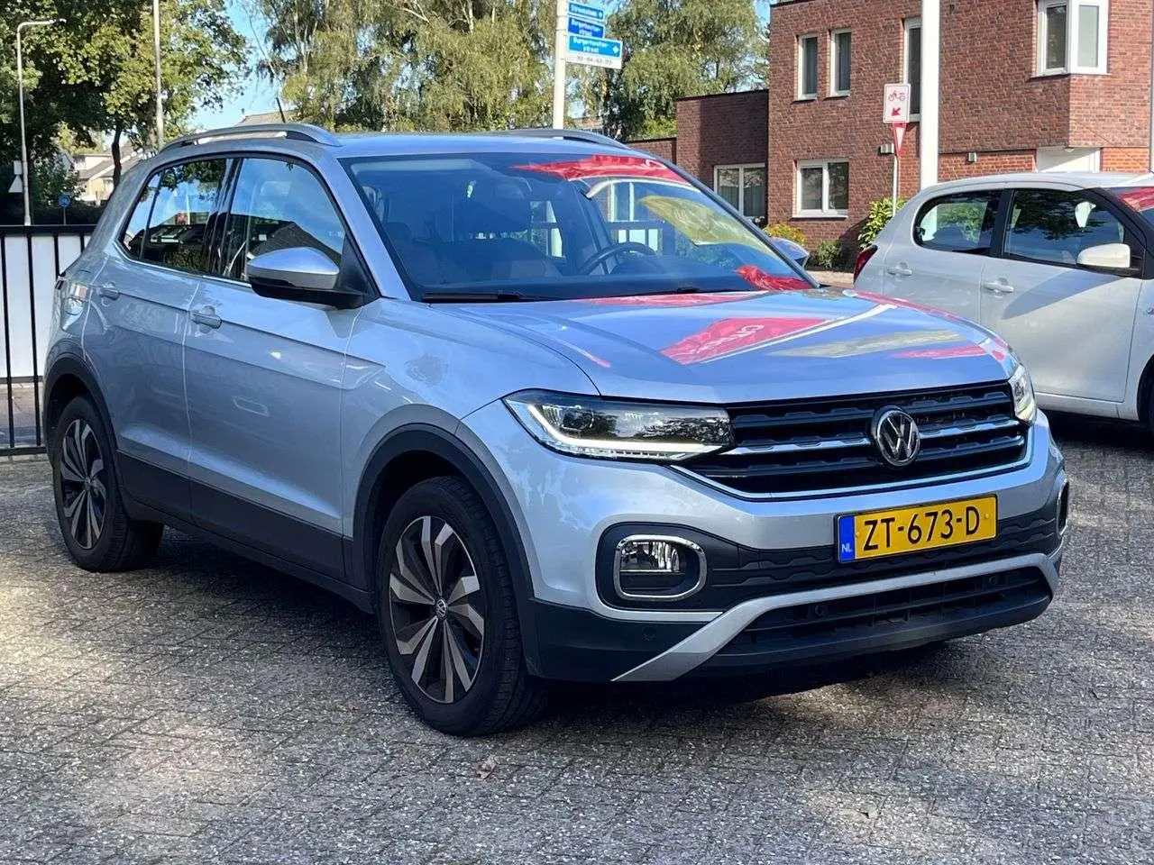 Photo 1 : Volkswagen T-cross 2019 Petrol