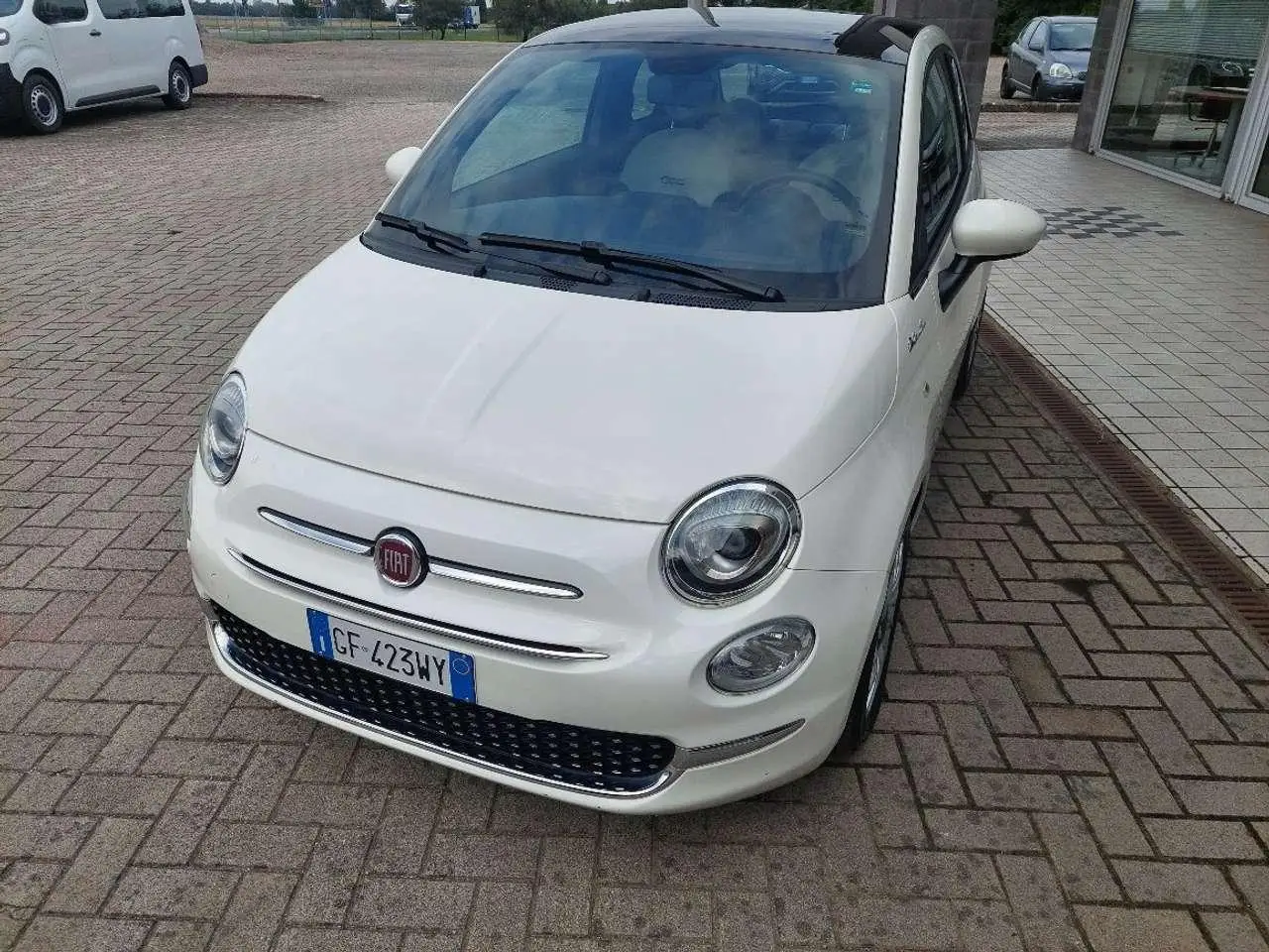 Photo 1 : Fiat 500 2021 Hybrid