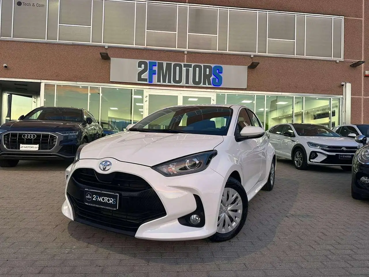 Photo 1 : Toyota Yaris 2022 Petrol