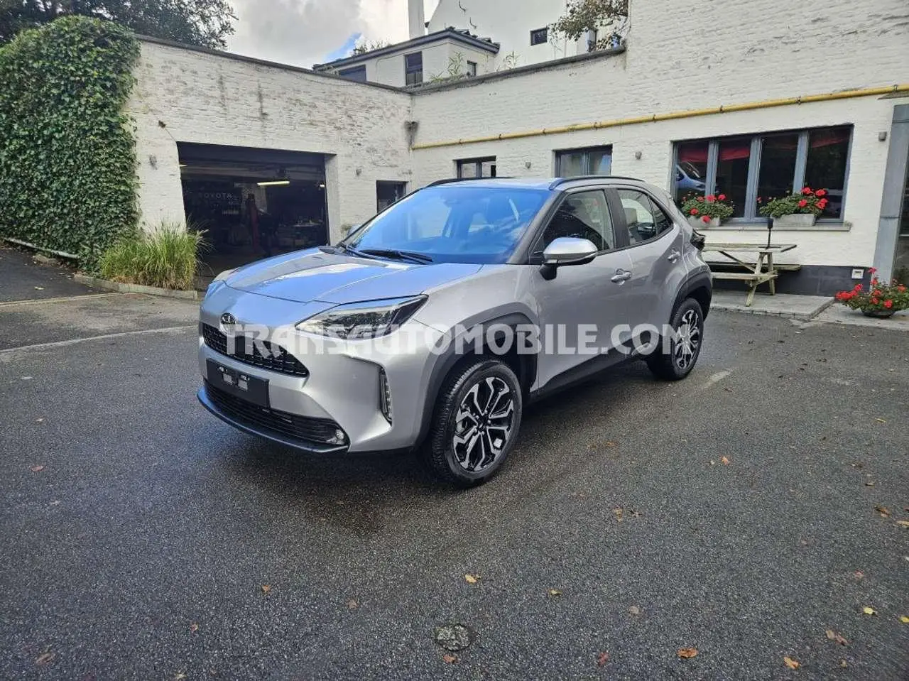 Photo 1 : Toyota Yaris 2024 Essence