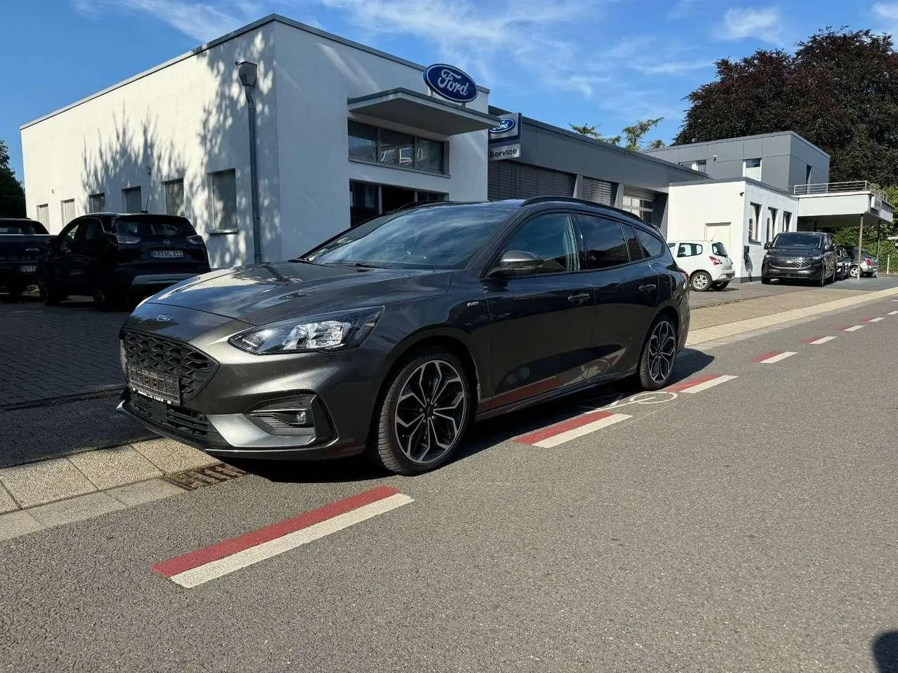 Photo 1 : Ford Focus 2021 Diesel